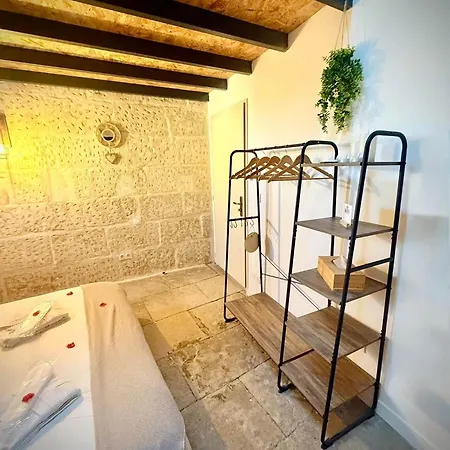 La Camarguaise Casa vacanze Saint-Laurent-dʼAigouze